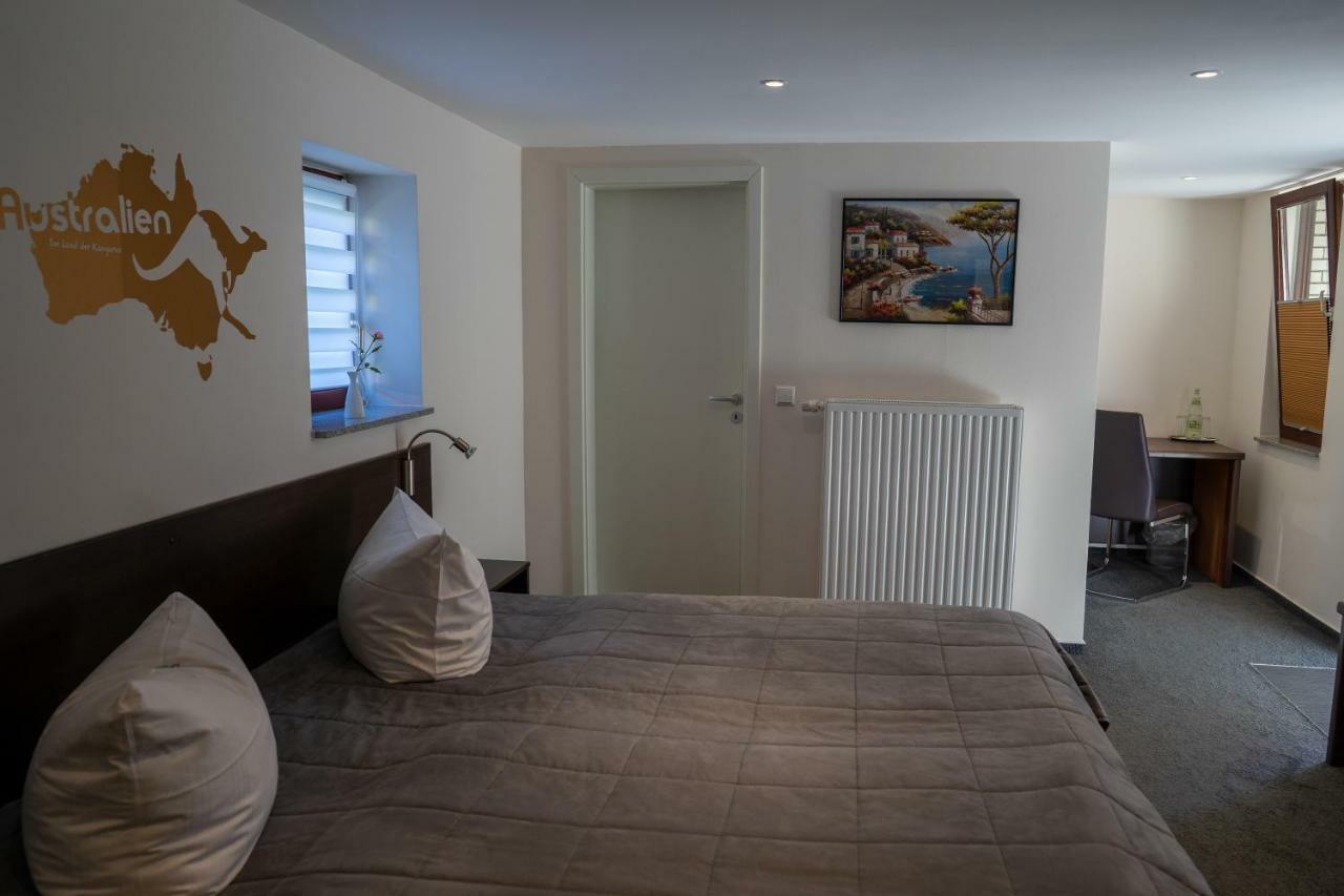 Hotel Zur Post Ochsendorf Koenigslutter am Elm Luaran gambar